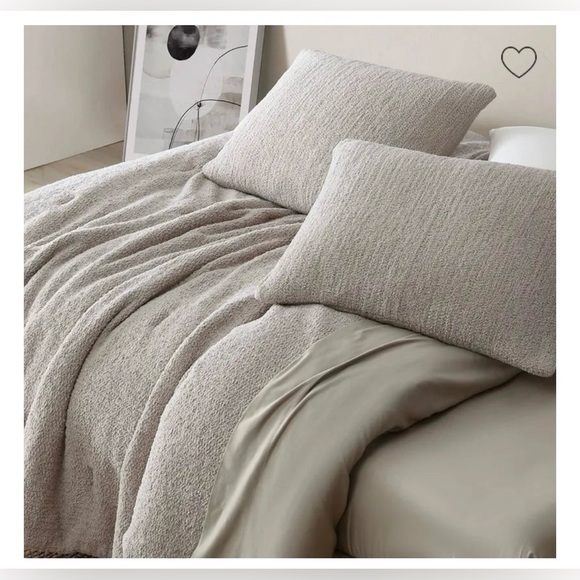 Sunday Citizen Taupe King/Cal King Snug Stitch Comforter - Picture 5 of 5
